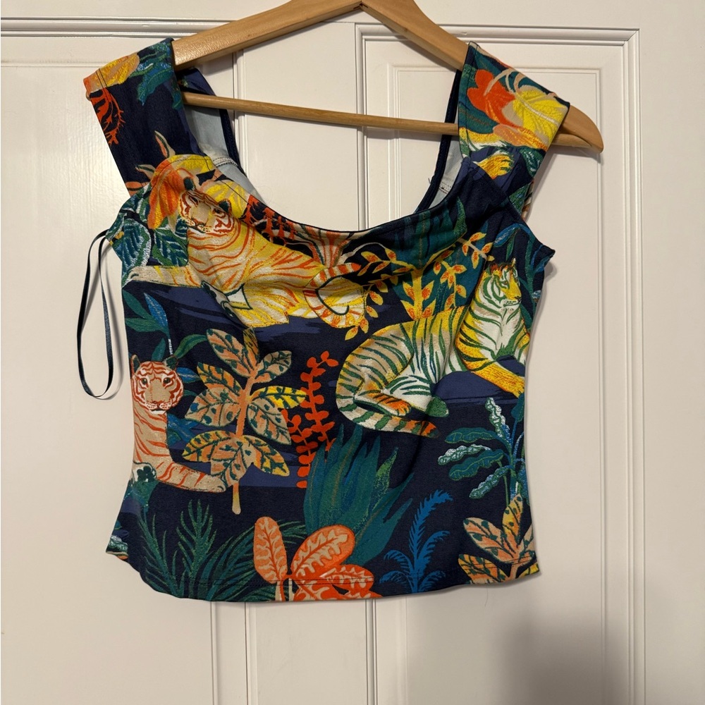 Maeve shirt jungle tiger theme